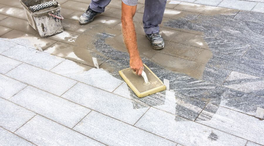Professional gutter cleaning in Buffalo, IA